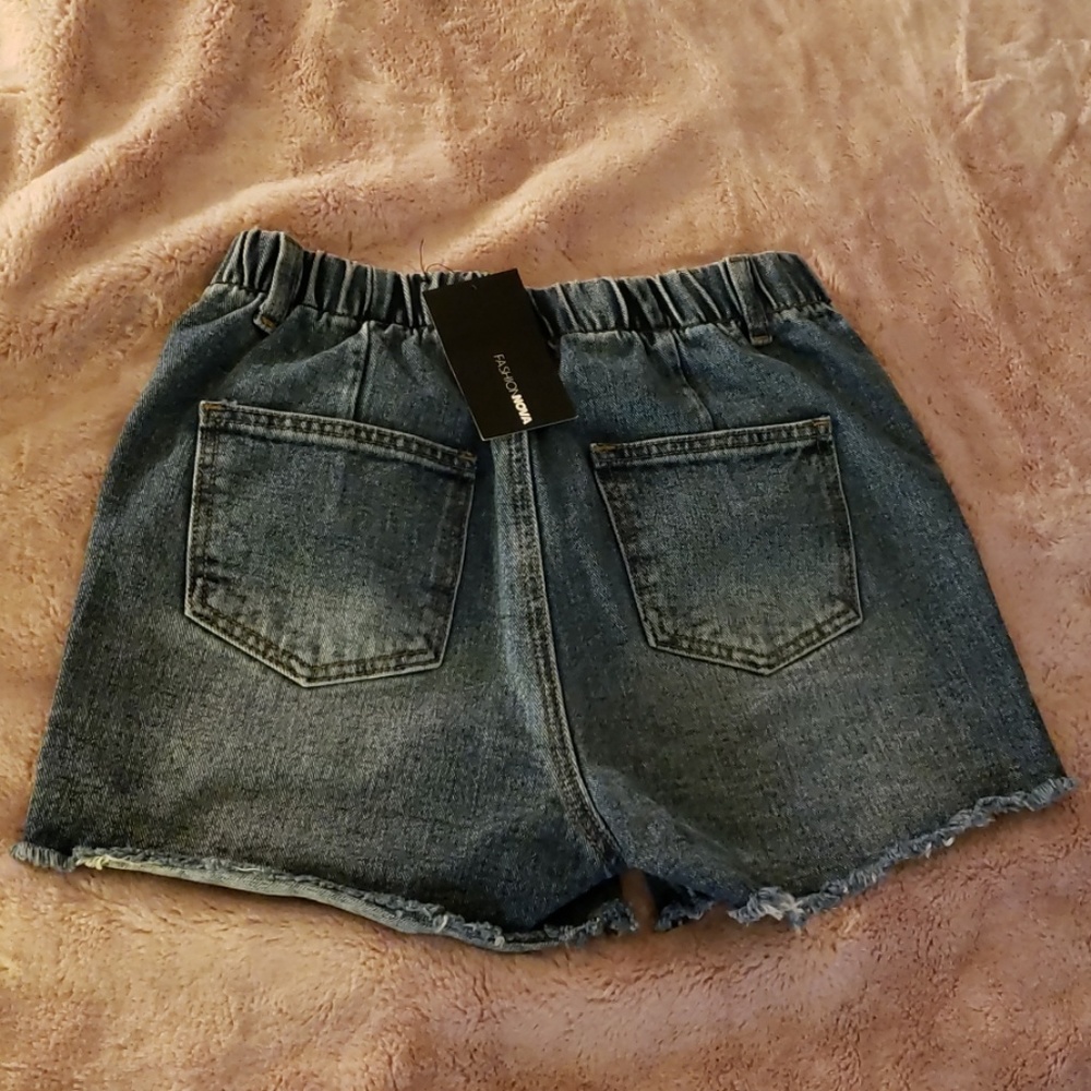 Hi-rise Fashion Nova shorts